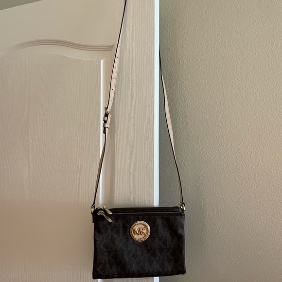 Michael Kors Brown Crossbody - Picture 6 of 6